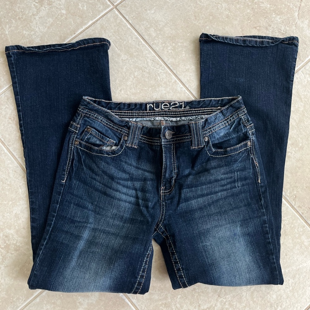 Rue21 💌 Dark wash mid rise bootcut jeans